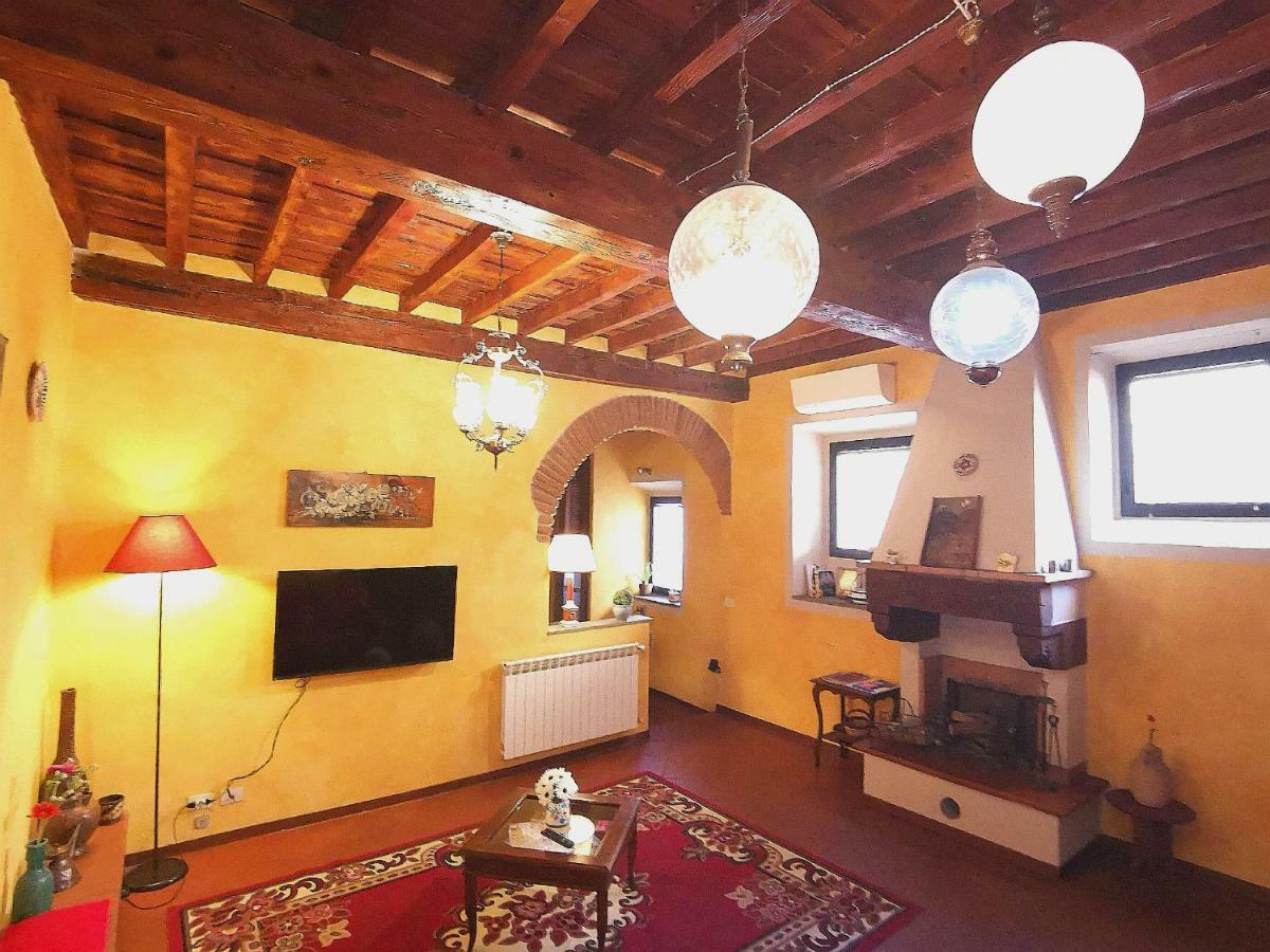 Real Rustic Tuscany Style In Center Florencia Exterior foto