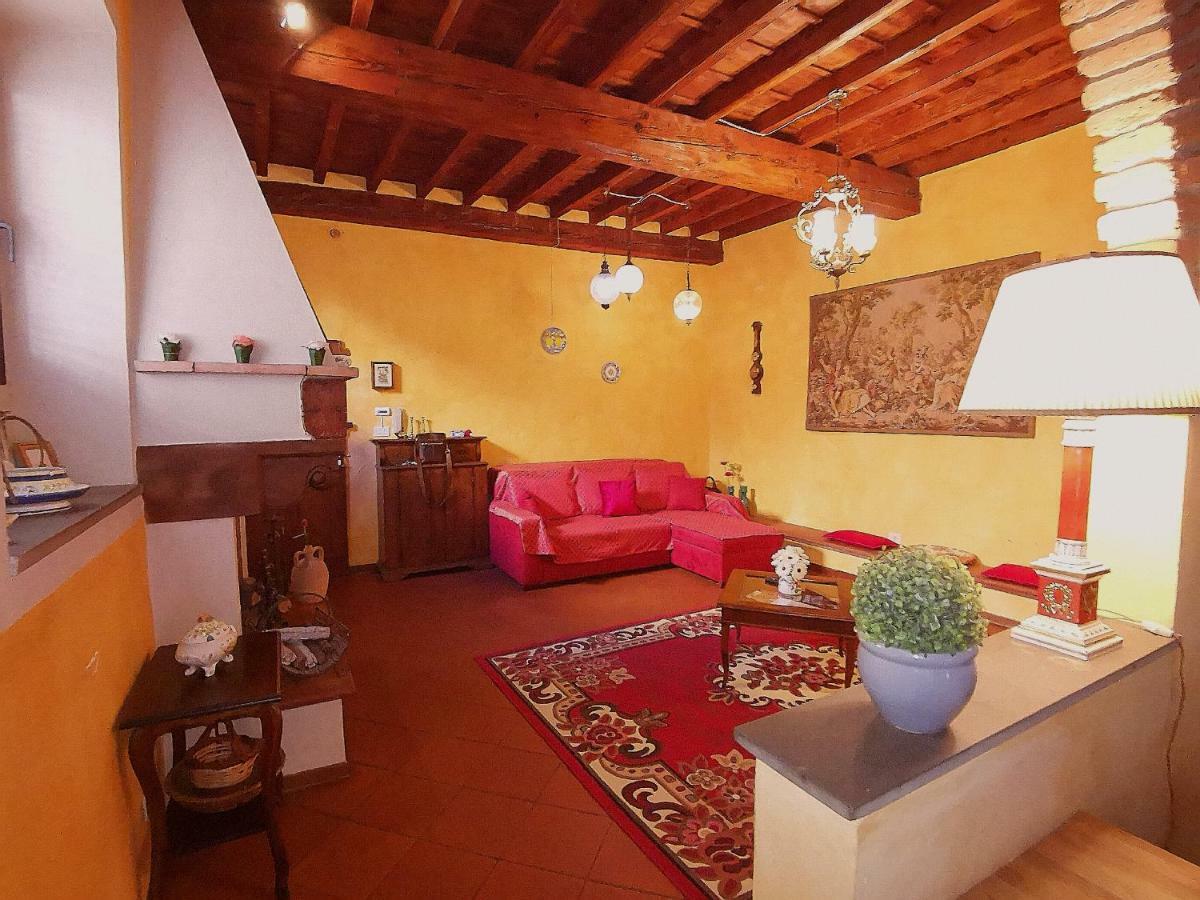 Real Rustic Tuscany Style In Center Florencia Exterior foto