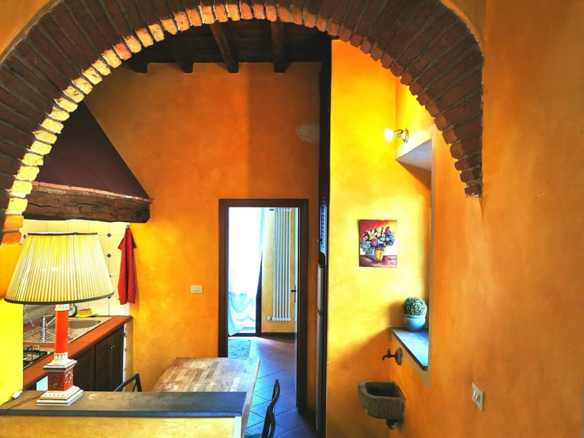 Real Rustic Tuscany Style In Center Florencia Exterior foto